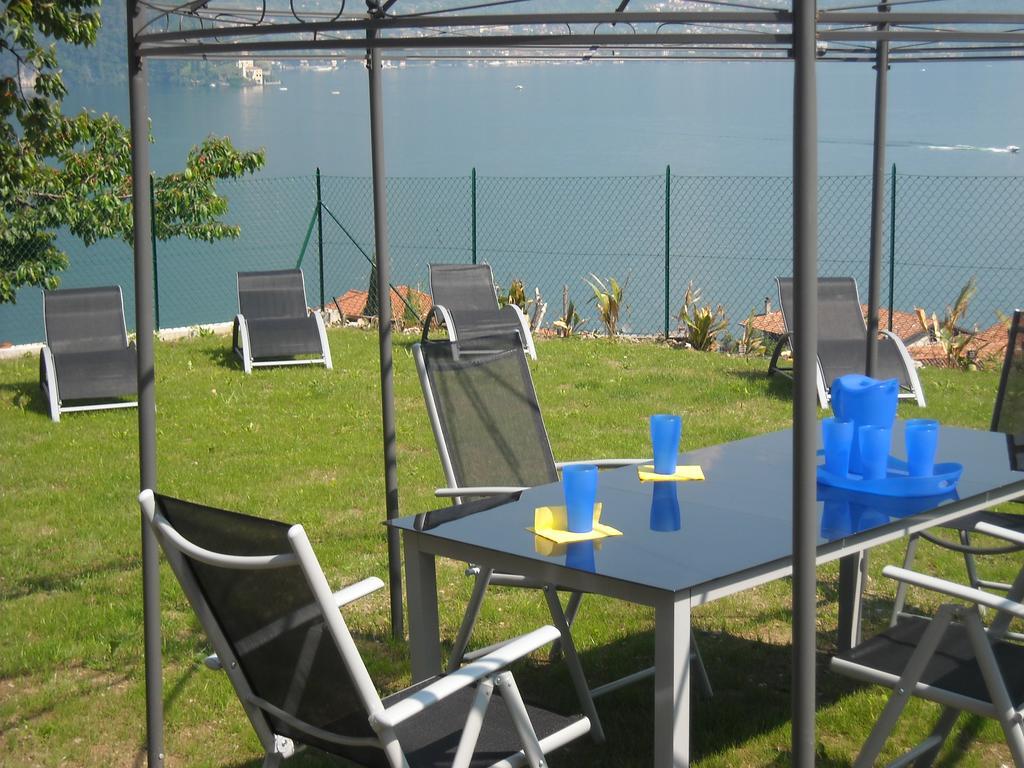 Villa La Vista Lezzeno Zimmer foto